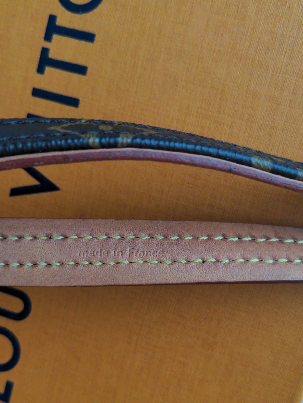 Louis Vuitton Monogram Leash and Collar Set - Brown & Tan - Picture 8 of 16